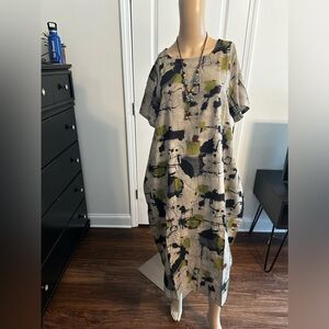 NWT-Linen Crew Neck Short Sleeve Dress w/ pockets